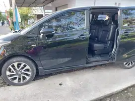 Sienta Q 2017 matic hitam mulus terawat