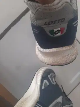 Sepatu running second lotto italy kondisi bagus