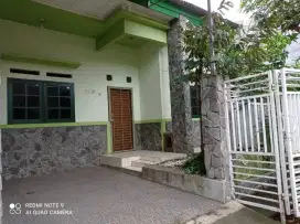 Rumah dijual 760 jt/Dikontrakkan 30 jt