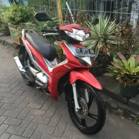 Revo AT 2010 Mulus Lengkap