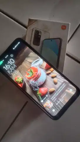 Lagi bu. Redmi 10. 2022