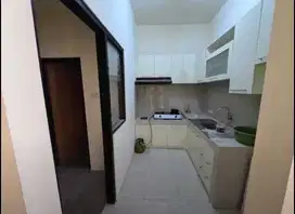 MURAH BANGET RUMAH 2 LANTAI CITRALAND UTAMA Woodland , Surabaya