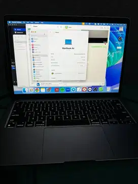 Macbook Air 13 inch M1 256/8 2020