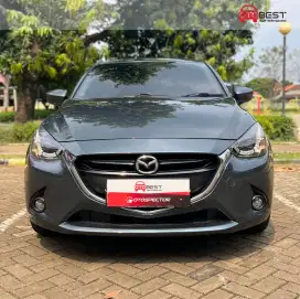 Mazda 2 R SkyActive 1.5 At 2015