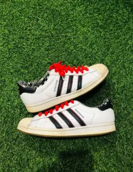 Jual sepatu adidas Superstar White sz 43