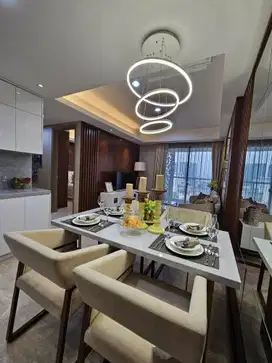 Apt Gold Coast. Ex Show Unit