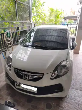 Dijual mobil pribadi Honda Brio E 2015 MT