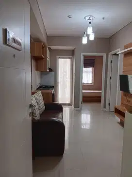 Sewa 2 BR lantai 19 Full furnish siap huni Apart Parahyangan Residence