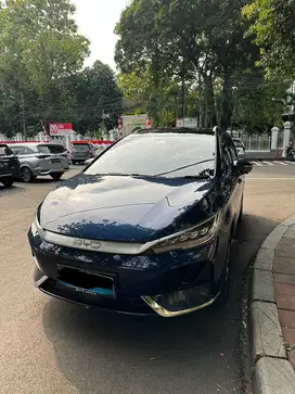 BYD M6 6S Superior Captain Seat 2024 BEKASI KOTA