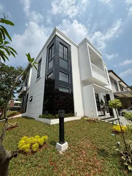 Dijual Rumah Hook Brand New 2 Lantai Bagus di Kireina BSD City