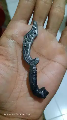 Kujang mini sepuh