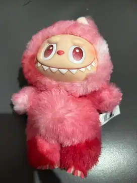 Labubu V3 Big Into Energy (Love)