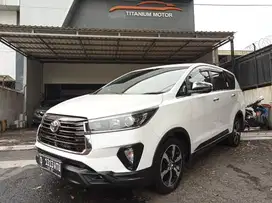 KM 30rb Toyota Kijang Innova Venturer Diesel White 2022
