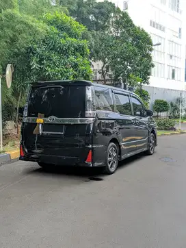 Toyota Voxy 2018 Bensin