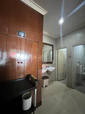 DI SEWA CEPAT RUKO ELANG LAUT PIK 4.5 LANTAI LUAS 75m2