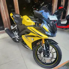 R15 v3 kuning hitam 2018 gbm bisa tunai atau kredit