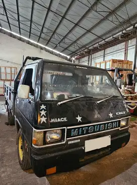 Mitsubishi l300 second 2004