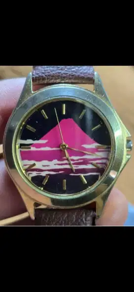 Jam vintage/tua/klasik NO brand gambar gunung fuji...