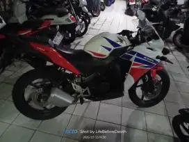 Dijual Honda CBR150R