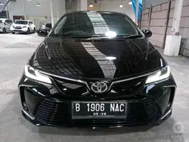 TOYOTA  ALTIS  V 1.8 AT 2021 HITAM - LOW KM