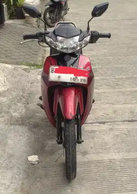 YAMAHA VEGA R NEW LATIN 2008