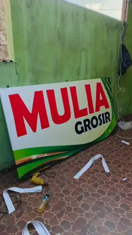 Plang papan nama toko reklame bilboard neonbox huruf timbul minimarket