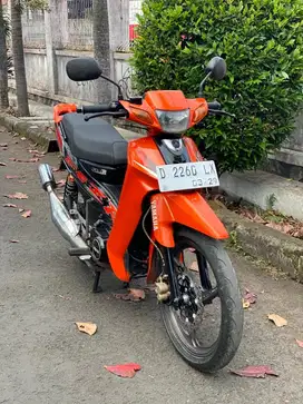 F1zr 2001 Orange