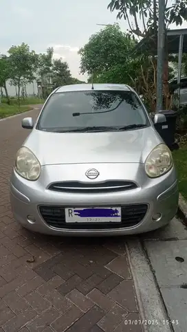 Nissan March 2012 Bensin