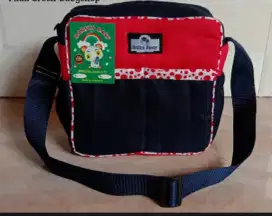 Tas bayi praktis untuk jalan