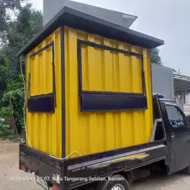 Container Booth
