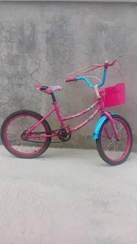 Sepeda anak ukuran 18