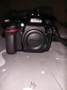 Jual cepat kamera DSLR Nikon D7200