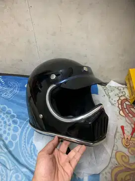 Helm Cakil Like New