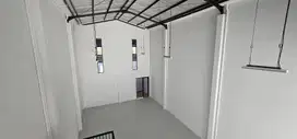 Disewakan Gudang Bizpark PIK 2 murah meriah uk 9x30m hoek