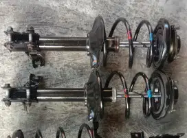 Shockbreaker Depan Ori Nissan Xtrail T30
