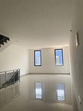 Ruko EuroAsia PIK 2 Paris 5x10 3 Lt Hook, Lokasi Ramai Kunjungan