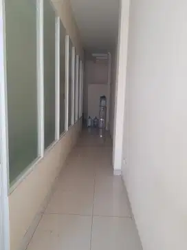 Disewakan Ruko Grand Galaxy City Akses Boulevard Cocok untuk Kantor