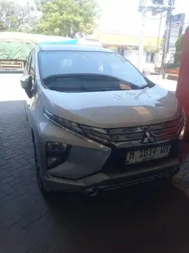 Dijual cepat mobil