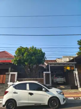 Jual rumah serasa vila
