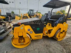 Sakai SW502 Tandem Roller Double Drum Buildup Jepang Harga DP/TDP