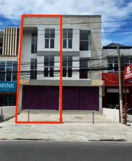 Dijual Ruko 3 Lantai Berada di Jimbaran.