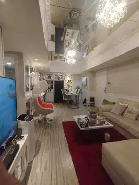 Apartemen Kensington 2 kamar tidur full furnish dikelapa gadi