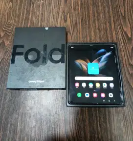 SAMSUNG Z FOLD 4 12/256GB SECOND BERGARANSI BERKUALITAS