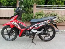 Dijual Honda Supra X 125 fi thn 2014, mulus komplit pajak panjang