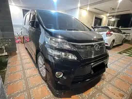 Toyota Vellfire ZG