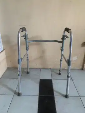 Alat bantu jalan