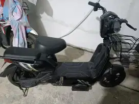 Sepeda listrik AHAHA