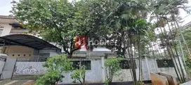 RUMAH DI PULOMAS UTARA AREA JAKARTA TIMUR - HUK