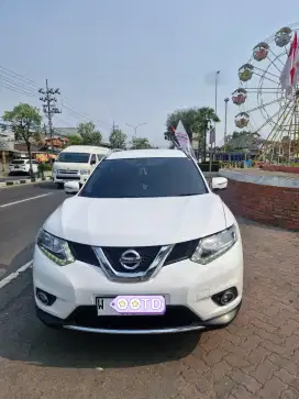 Nissan X-TRAIL T32 2.0 CVT 2014
