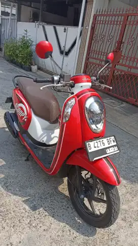Honda Scoopy esp ISS tahun 2015.
